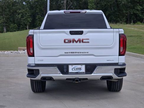 Used 2022 GMC Sierra 1500 SLT RWD image 7