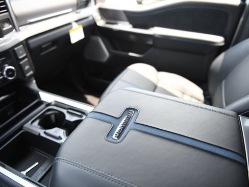 New 2026 Ford F250 Platinum AWD/4WD image 22