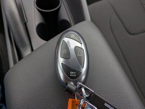 New 2026 Hyundai Elantra Sport FWD image 23