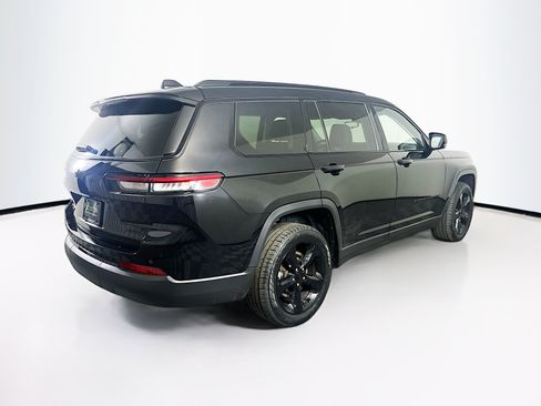 Used 2023 Jeep Grand Cherokee L Limited w/ Black Appearance Package AWD/4WD image 9