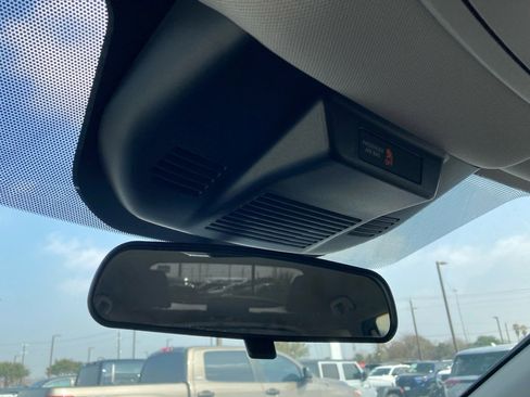 Used 2024 Nissan Rogue SV image 25