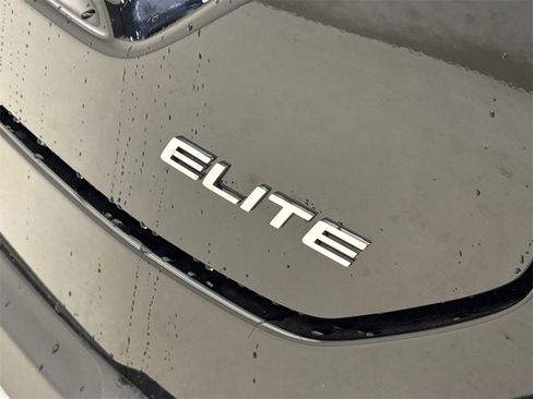 New 2025 Honda Pilot Elite image 10