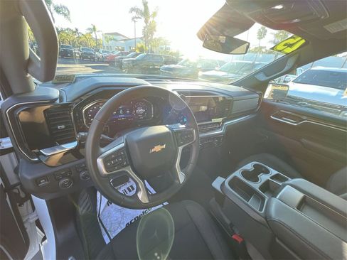 New 2025 Chevrolet Silverado 1500 LT image 10