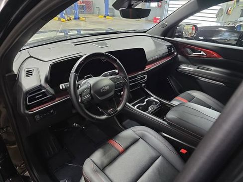 Used 2024 Chevrolet Traverse RS w/ LPO, Floor Liner Package AWD/4WD image 19