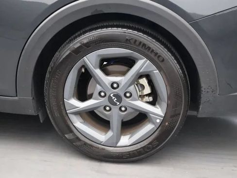 Used 2025 Kia K4 FWD image 34