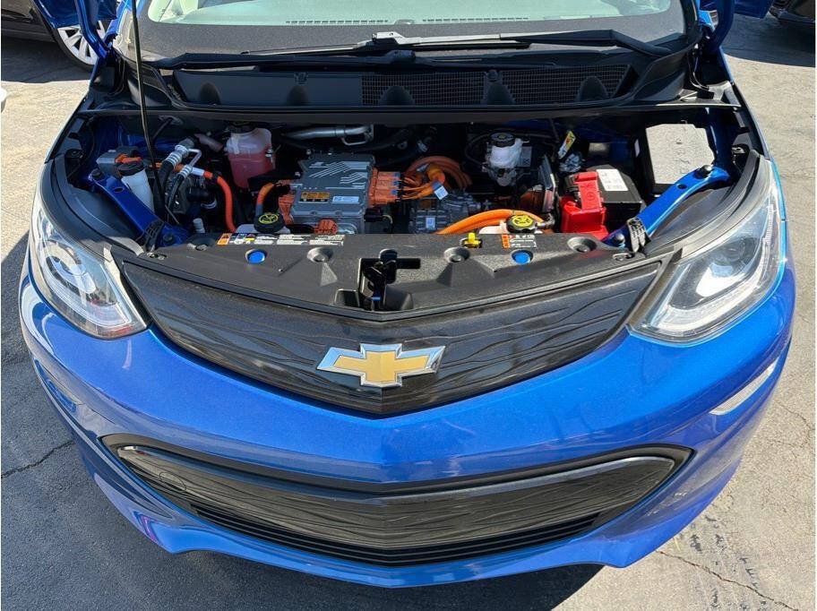 Used 2021 Chevrolet Bolt LT FWD image 26