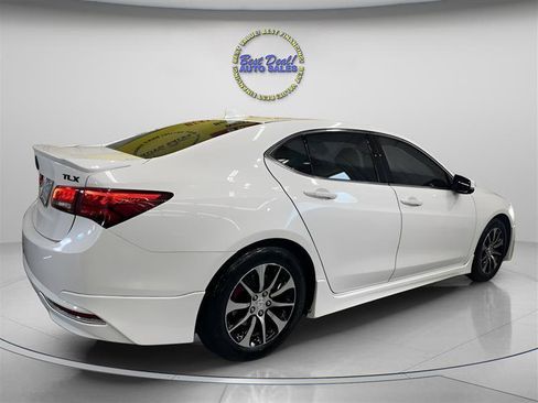 Used 2015 Acura TLX w/ Technology Package FWD image 4