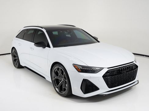 Used 2024 Audi RS 6 performance AWD/4WD image 56