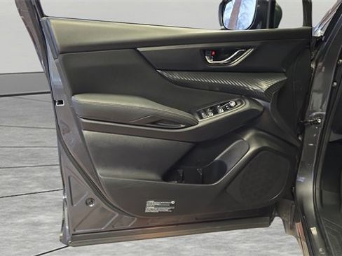 Used 2025 Subaru Ascent Premium image 24