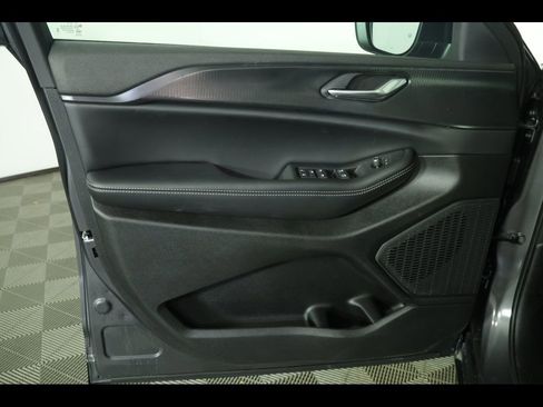 New 2026 Jeep Grand Cherokee Laredo image 20