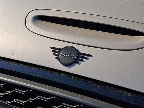 Used 2022 MINI Cooper S w/ Driver Assistance Package FWD image 8