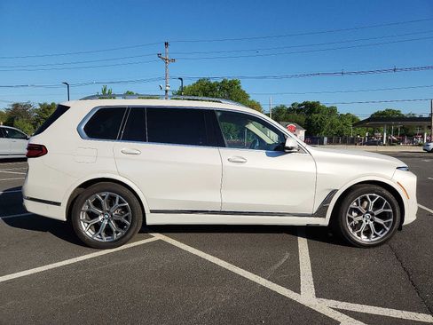 Certified 2024 BMW X7 xDrive40i AWD/4WD image 7