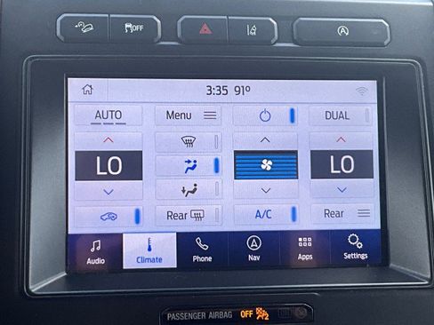 Used 2020 Ford Expedition Limited AWD/4WD image 23