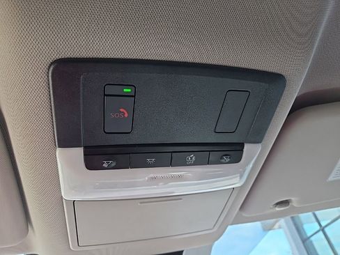 Used 2023 Nissan Rogue SV AWD/4WD image 64