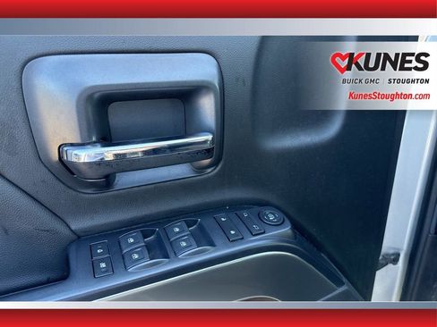 Used 2018 Chevrolet Silverado 1500 LT image 19