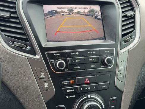 Used 2018 Hyundai Santa Fe Sport image 23