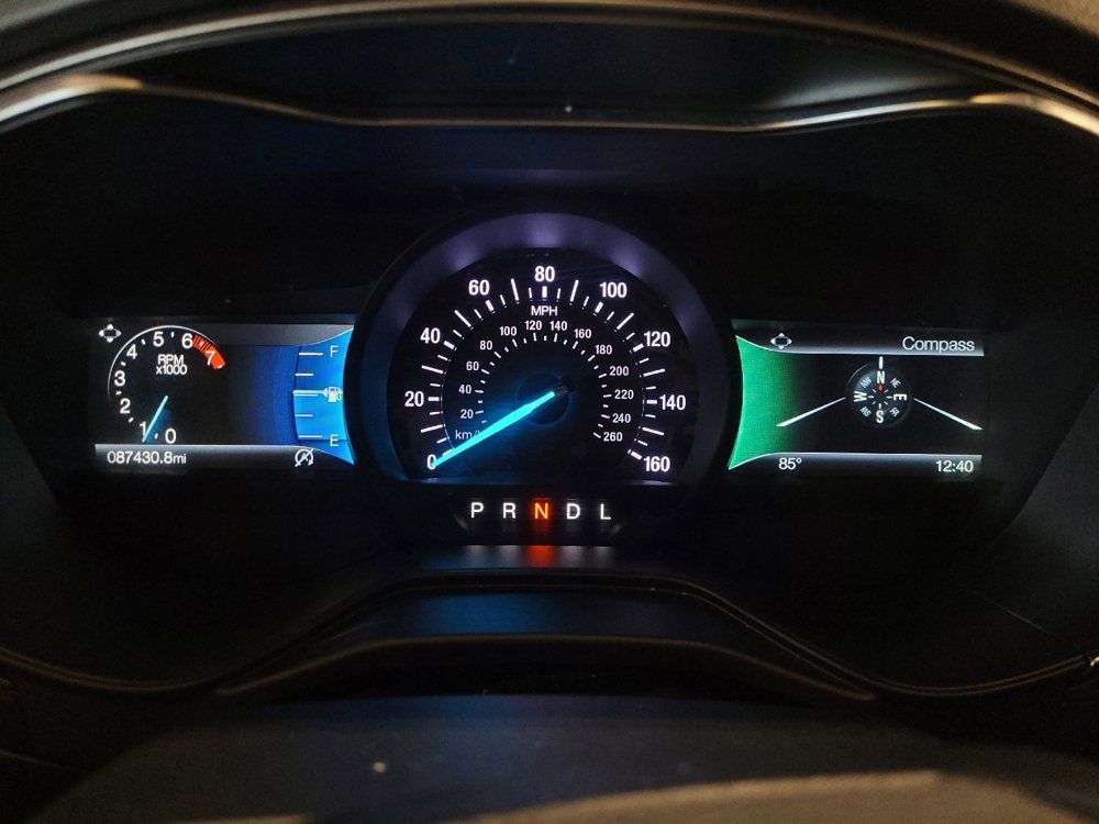 Used 2020 Ford Fusion SE FWD image 23