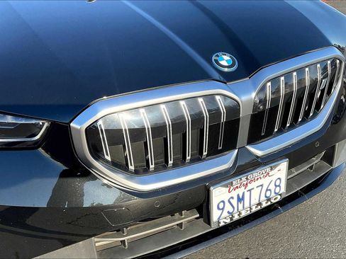 Used 2024 BMW i5 eDrive40i w/ Premium Package image 33