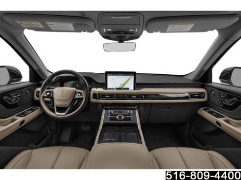 Used 2022 Lincoln Aviator AWD w/ Premium Package image 9