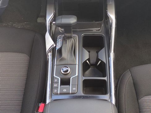 New 2026 Kia Sorento LX FWD image 13