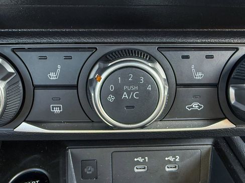 Certified 2025 Nissan Kicks SV w/ SV Premium Package image 13