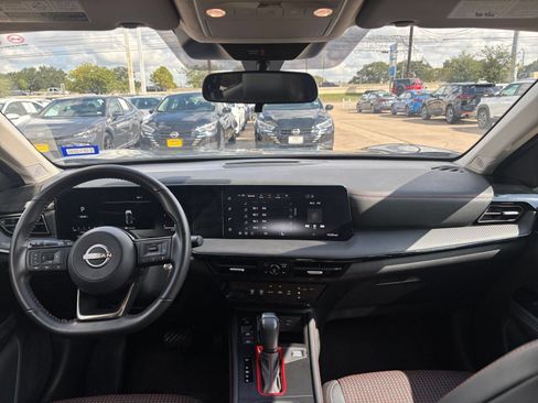 Used 2026 Nissan Kicks SR AWD/4WD image 31