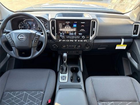 New 2026 Nissan Frontier SV image 12
