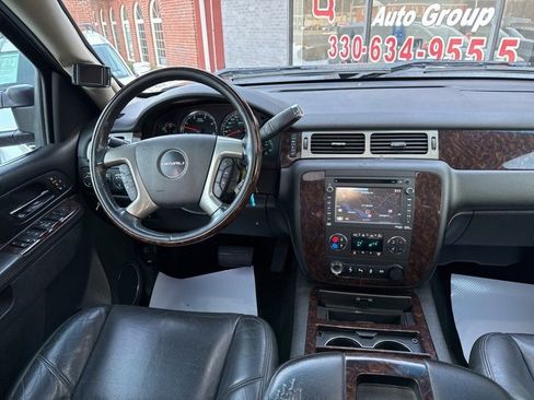 Used 2012 GMC Sierra 2500 Denali w/ Suspension Package, Off-Road image 10