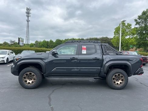 New 2026 Toyota Tacoma 4x4 Double Cab Hybrid image 10