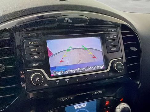 Used 2016 Nissan Juke SV image 14