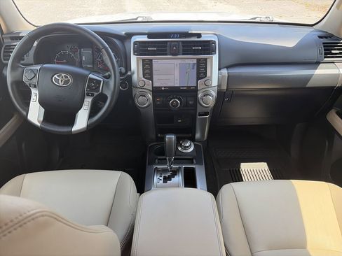 Used 2024 Toyota 4Runner SR5 Premium w/ Moonroof Package AWD/4WD image 14
