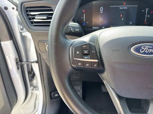 Used 2025 Ford Escape Active AWD/4WD image 23