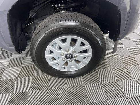 Certified 2025 Toyota Tacoma SR5 image 28