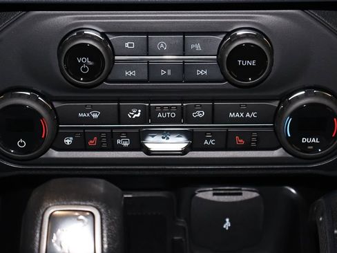 New 2026 Ford Bronco Badlands image 29