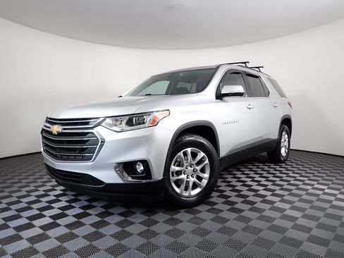 Used 2019 Chevrolet Traverse LT AWD/4WD image 2