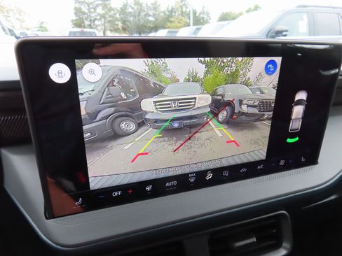 New 2025 Ford Maverick XLT w/ XLT Luxury Package image 12