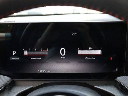 Used 2025 Nissan Kicks SR AWD/4WD image 10