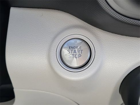 New 2026 Hyundai Venue SEL image 8