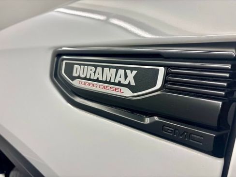 Used 2022 GMC Sierra 1500 Elevation AWD/4WD image 10