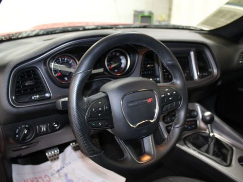 Used 2023 Dodge Challenger R/T image 16