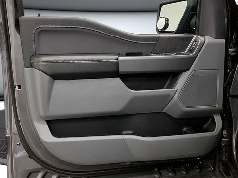 Used 2024 Ford F150 XLT w/ Mobile Office Package image 21