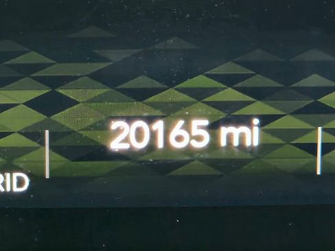 Used 2021 Jeep Wrangler Unlimited Sahara w/ Dual Top Group image 25