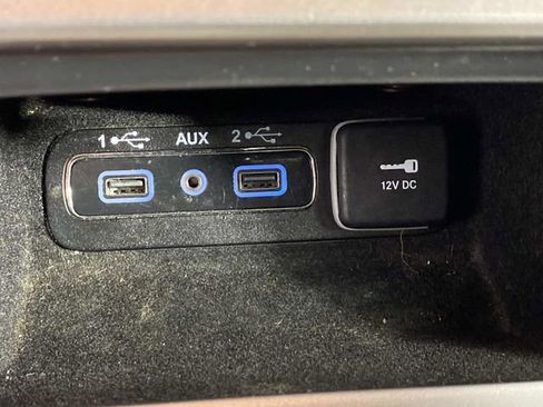 Used 2018 Jeep Grand Cherokee Altitude AWD/4WD image 20