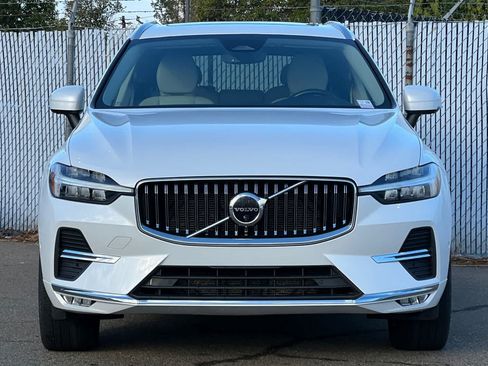 Used 2023 Volvo XC60 B5 Plus AWD/4WD image 8