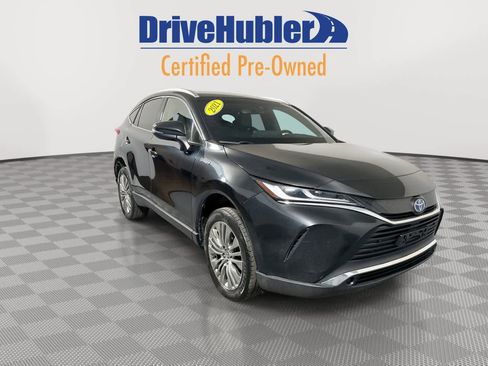 Used 2021 Toyota Venza XLE w/ Softex Package image 2