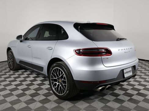 Used 2017 Porsche Macan S AWD/4WD image 4