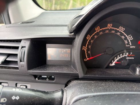 Used 2014 Scion iQ image 14