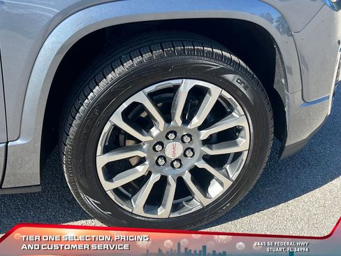Used 2021 GMC Acadia Denali w/ Denali Technology Package image 22