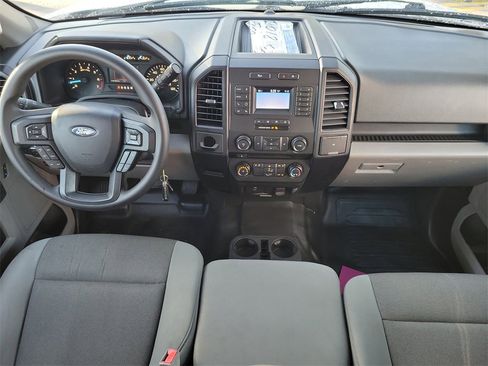 Used 2018 Ford F150 XL w/ Equipment Group 101A Mid image 9