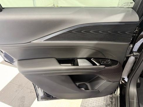 Used 2025 Cadillac Lyriq Sport image 16